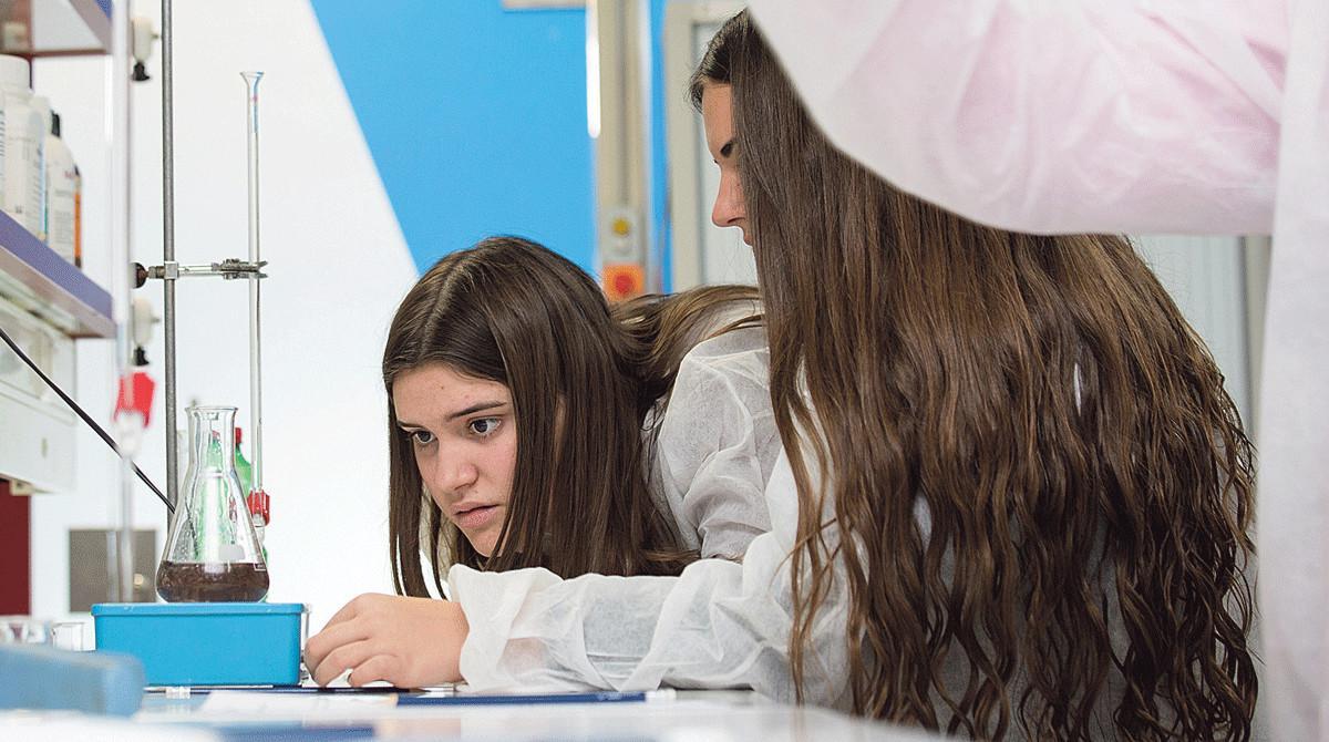 Prácticas en un laboratorio del Campus Universatari Igualada-UdL.