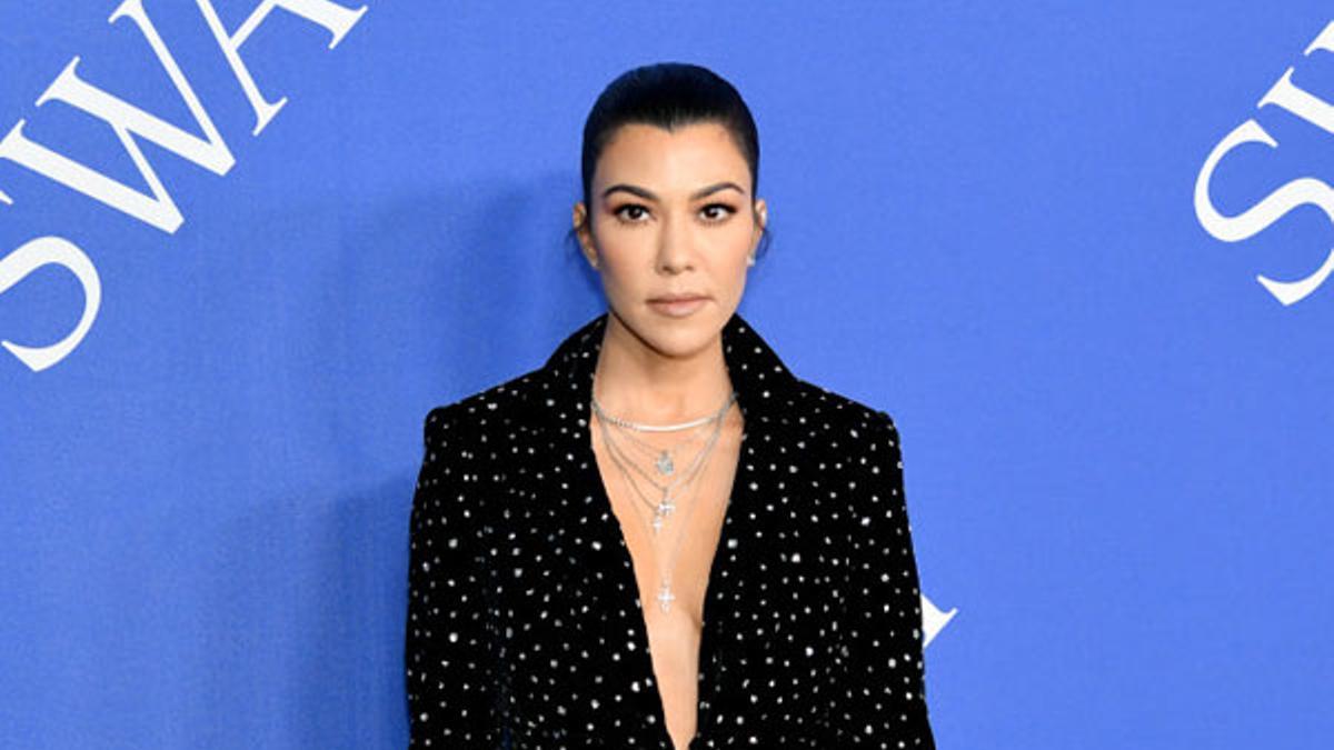 Kourtney Kardashian y el traje de chaqueta con el que brilló en los premios CFDA