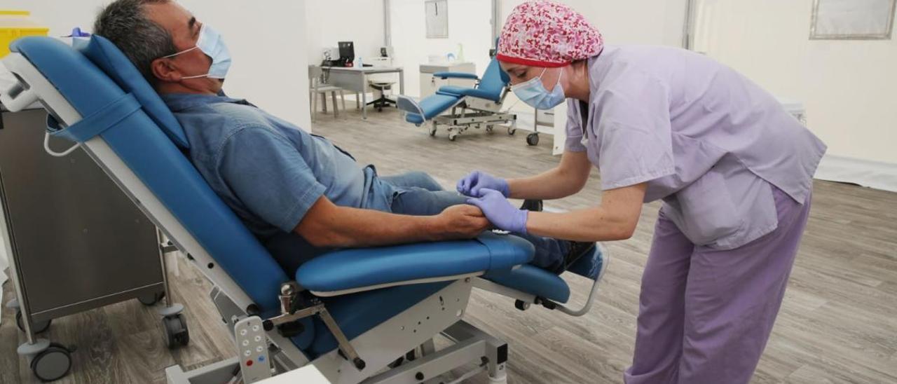 Toma de muestras en el hospital de campaña para el estudio de seroprevalencia