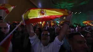 Simpatizantes de Vox celebran el resultado de las elecciones andaluzas