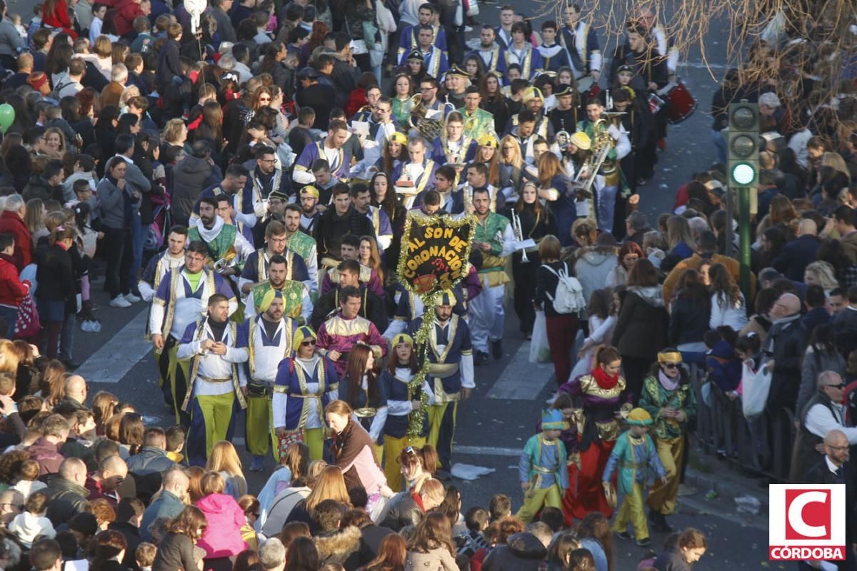 FOTOGALERÍA / Cabalgata de los Reyes Magos en Córdoba