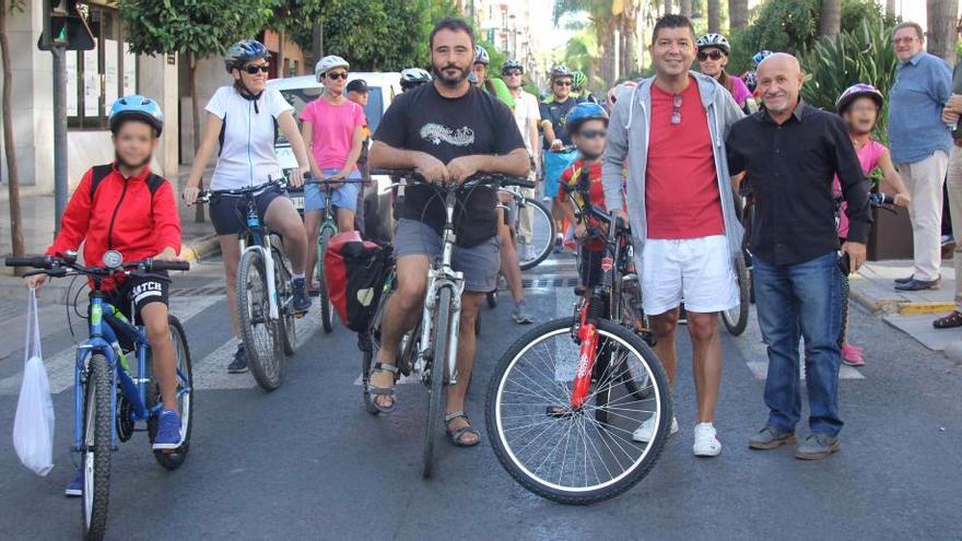 Una excursión en bicicleta hasta la playa de Pinedo