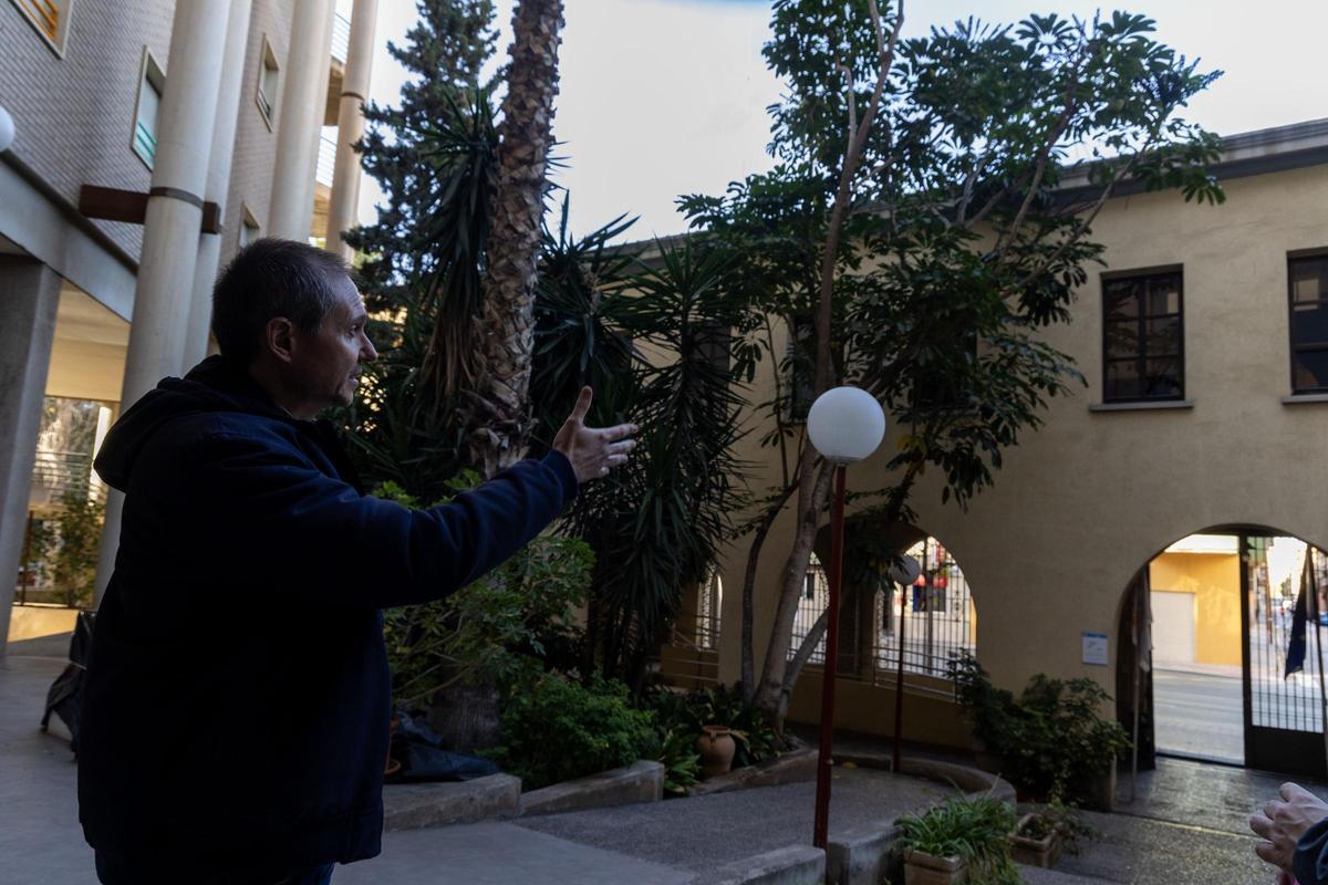 Fachada del actual albergue, casi lo único que se conserva de la prisión, aunque tenía una altura más.