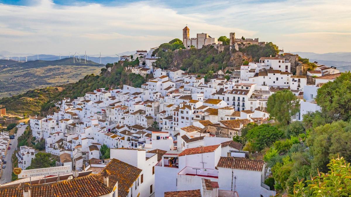 El pueblo blanco andaluz que fue fundado por Julio César.
