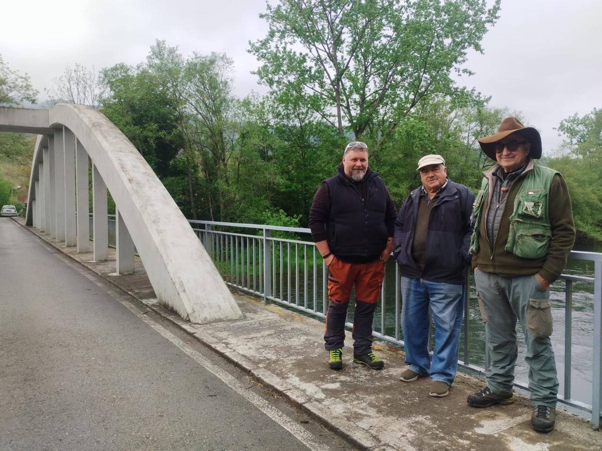 Por la izquierda, Nando Rodríguez, Suso Grana y Gonzalo Rodríguez.