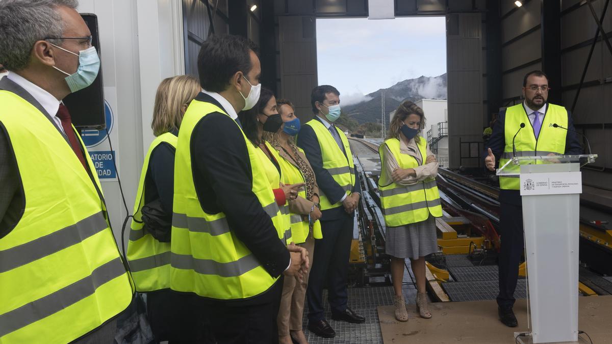 Día histórico para Asturias: Adif inicia las pruebas en los túneles de la variante de Pajares