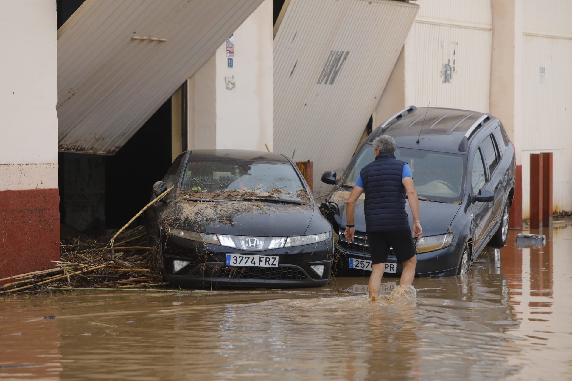 Daños en el polígono Vereda Sud de Beniparell