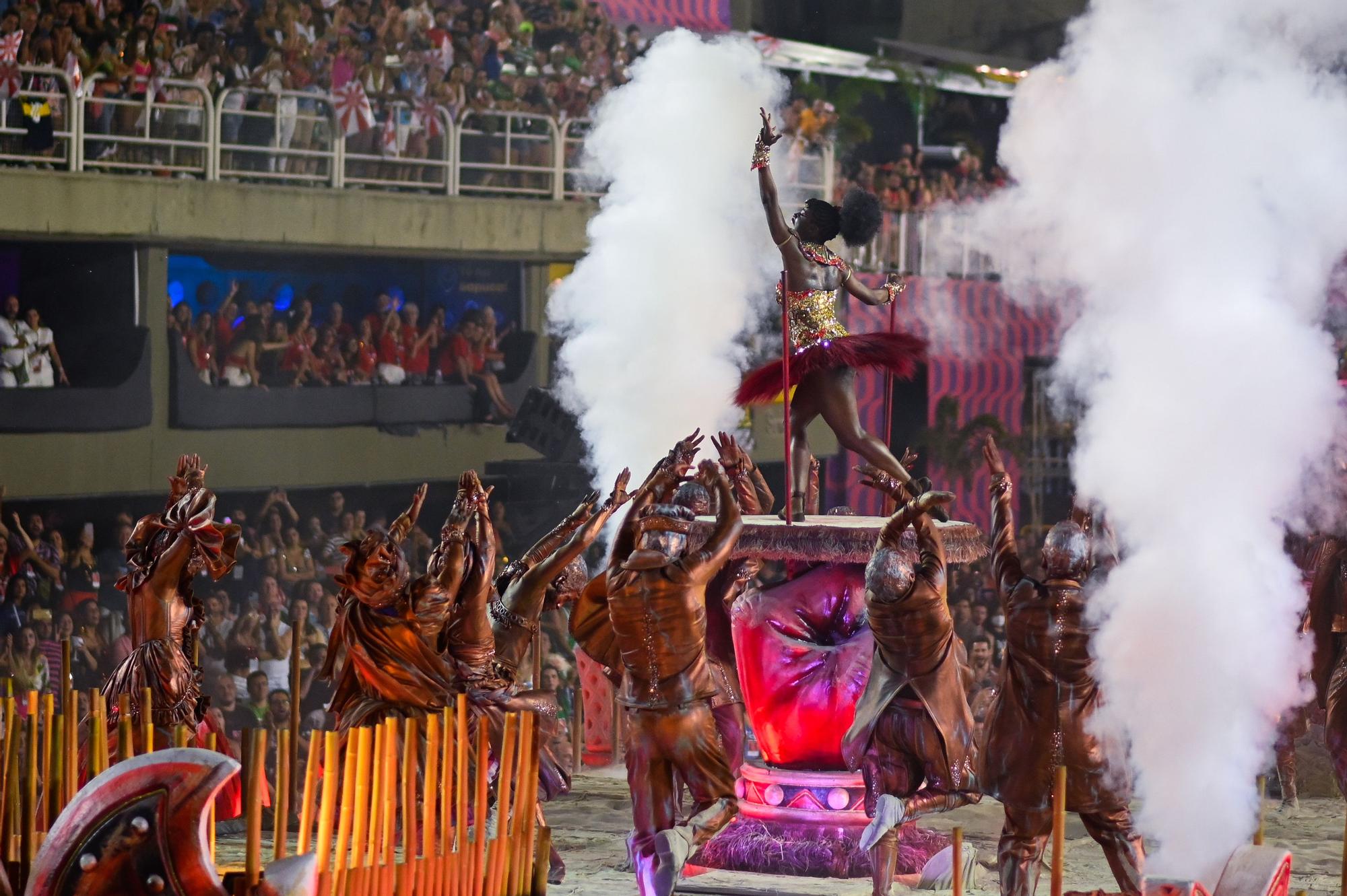 Rio de Janeiro celebra su Carnaval fuera de temporada