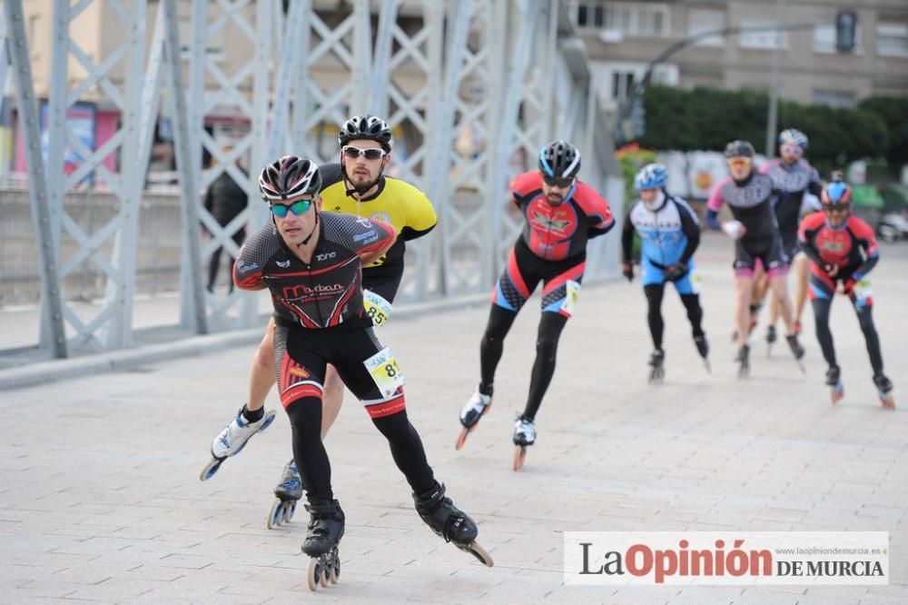 Murcia Maratón. Patinadores en carrera