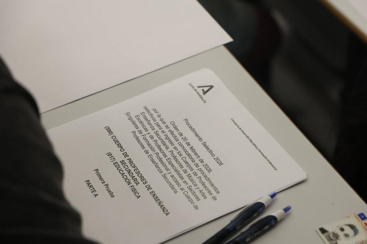 Más de 2.400 aspirantes a maestro se examinan en Córdoba