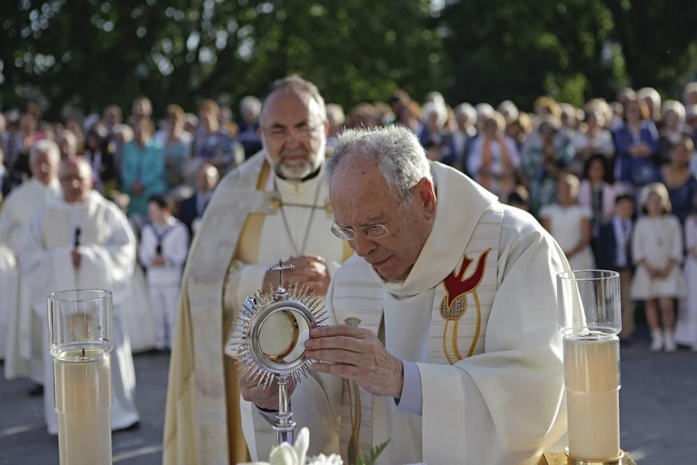 Corpus Christi en la iglesia de San Pedro (Gijón)