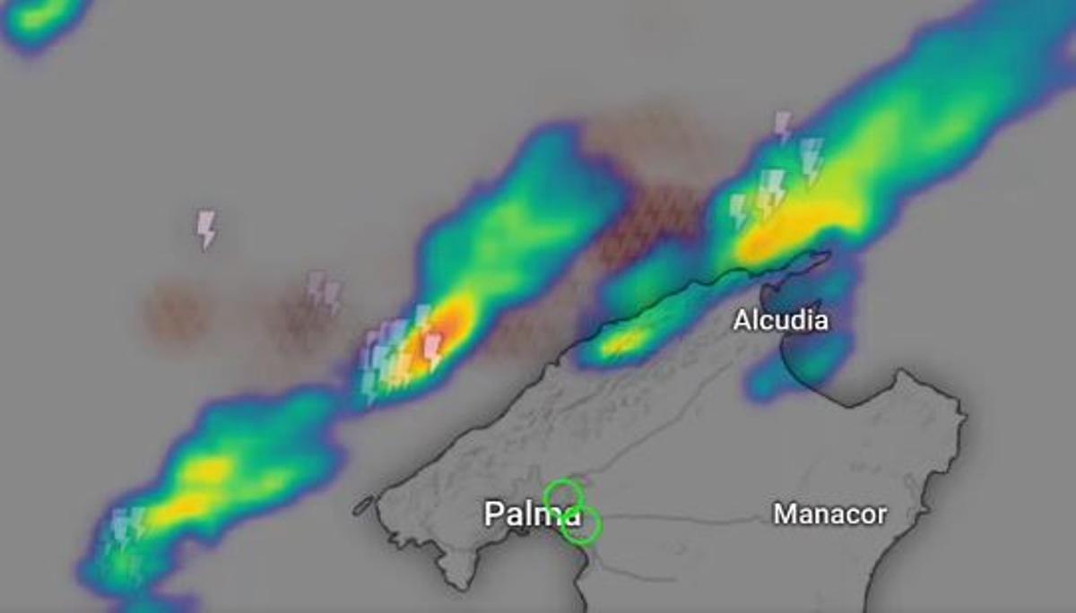Das Unwetter zieht gerade nach Mallorca.