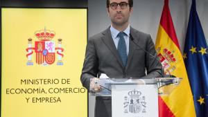 El ministro de Economía, Comercio y Empresa, Carlos Cuerpo, durante la rueda de prensa posterior a la IV Conferencia Sectorial del Plan de Recuperación, Transformación y Resiliencia, en la sede del Ministerio de Economía, Comercio y Empresa, a 19 de junio