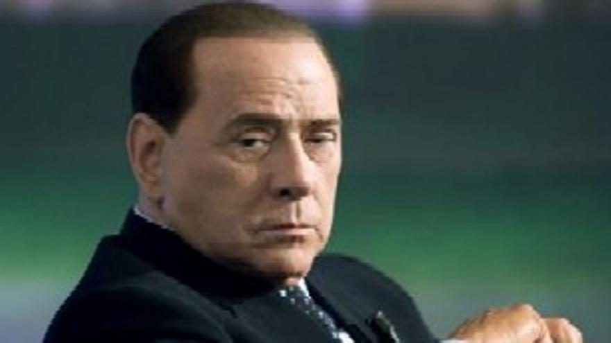 Berlusconi: &quot;Europa necesita un presidente prestigioso como Aznar o Blair&quot;