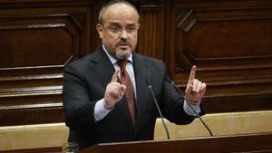 El líder del PP catalán y portavoz del PP en el Parlament, Alejandro Fernández.