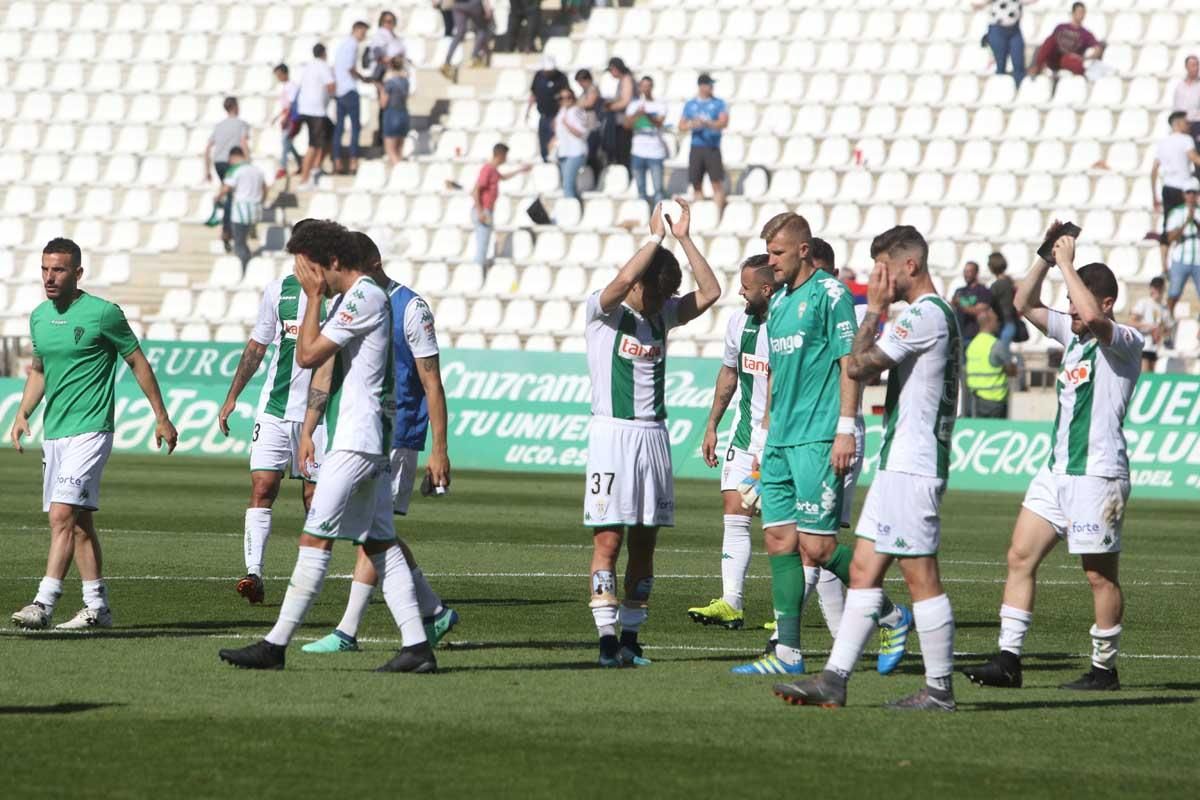 El Córdoba plantó cara al Huesca, pero murió en la orilla