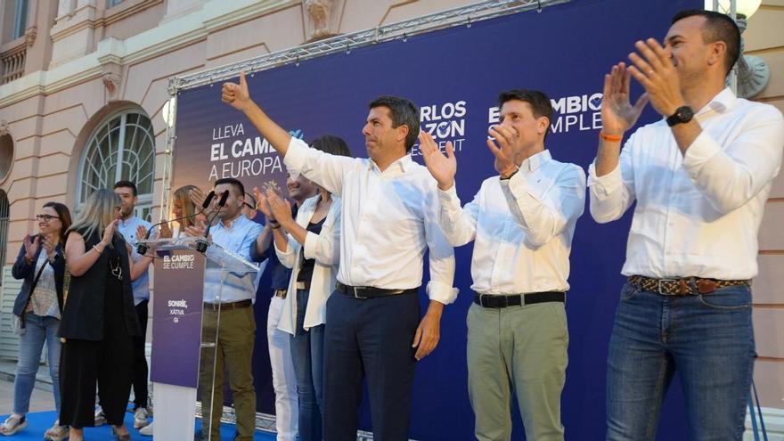 Carlos Mazón, Marcos Sanchis y Vicent Mompó, ayer en Xàtiva.