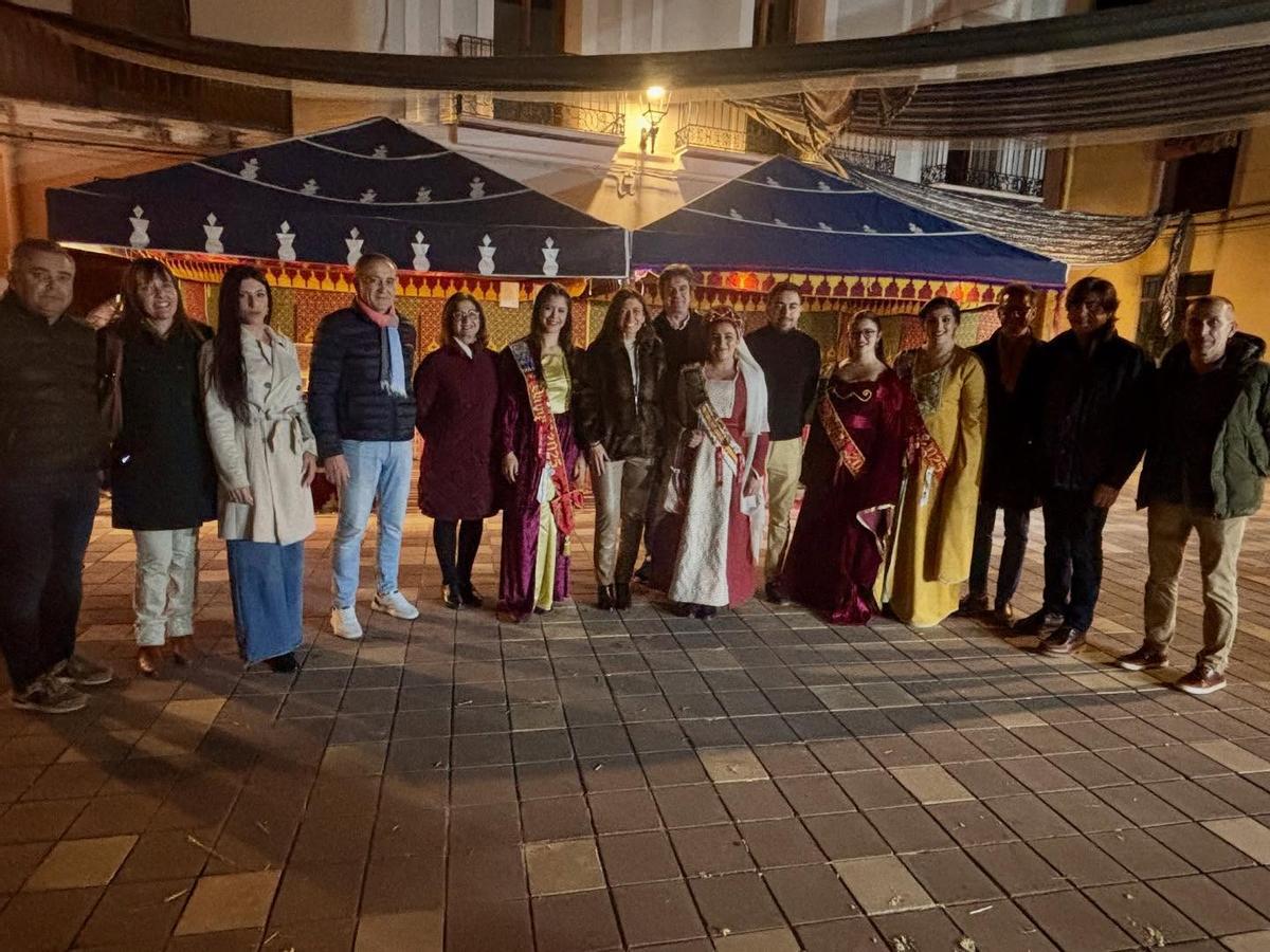 Foto de familia de las autoridades.