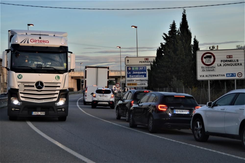 Col·lapse de trànsit per la vaga a França