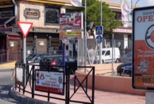 Rojales lleva sin cobrar las vallas publicitarias 6 años