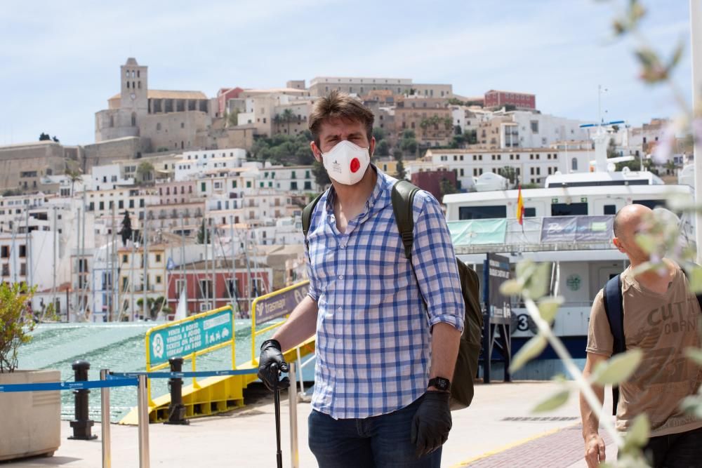 Realización de test rápidos en Ibiza a todos los pasajeros y transportistas de los ferrys a Formentera