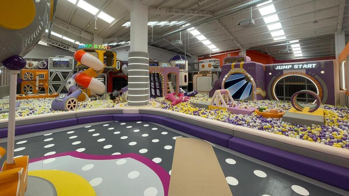 Interior de Jump Start, el nuevo parque gigante de ocio y diversión que abre en Zaragoza