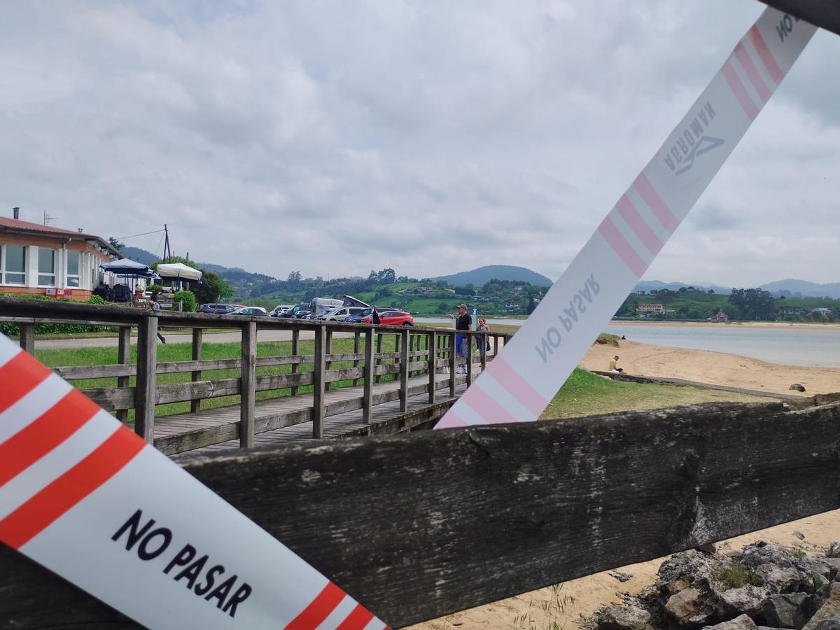 El deterioro del parque playa de Rodiles, en Villaviciosa, en imágenes