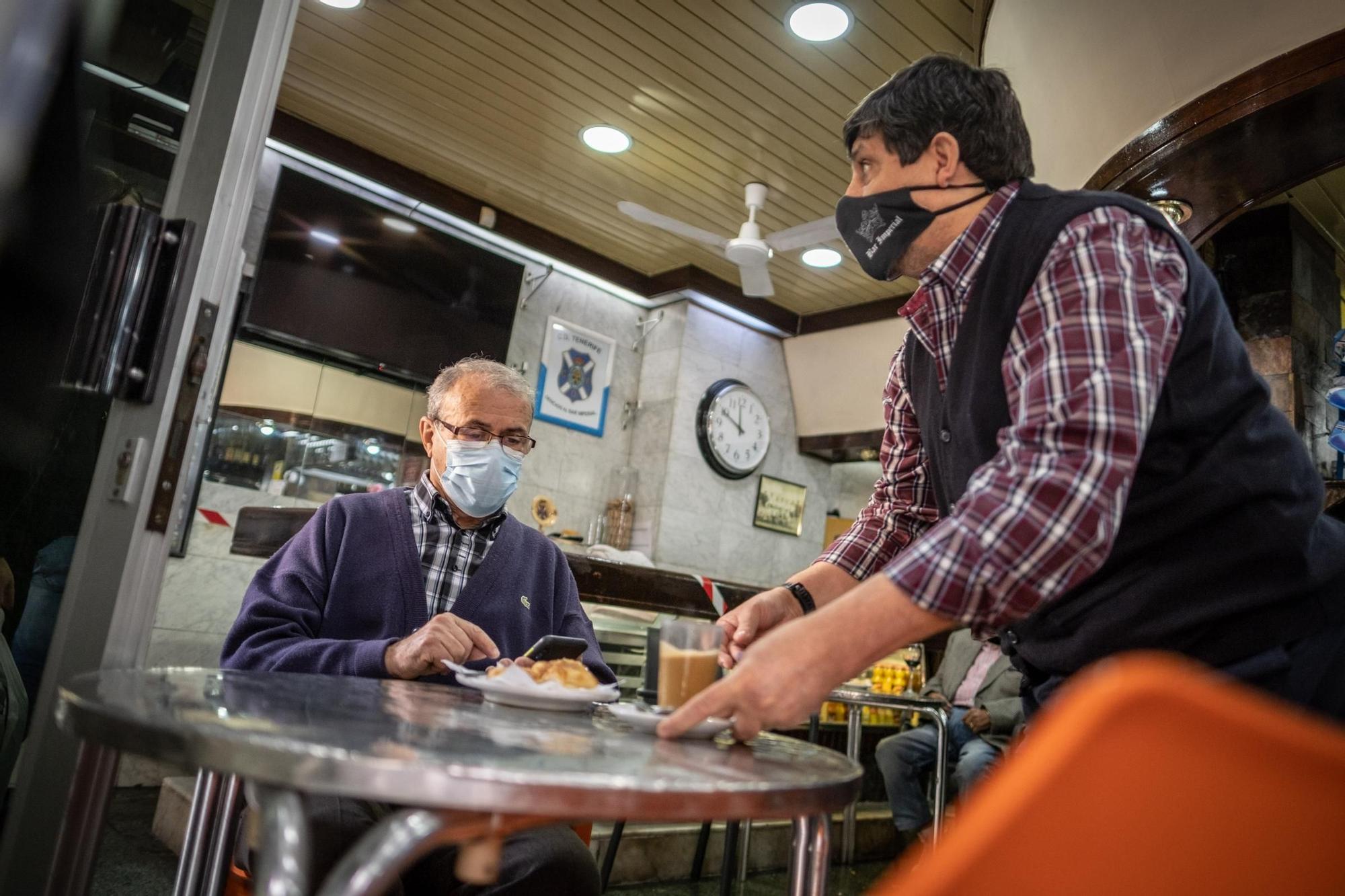 Coronavirus | Vuelta a la fase 2 de cafeterías y restaurantes en Santa Cruz de Tenerife