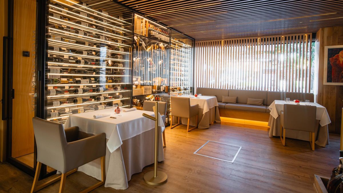 Uno de los dos comedores del restaurante Fusión 19.