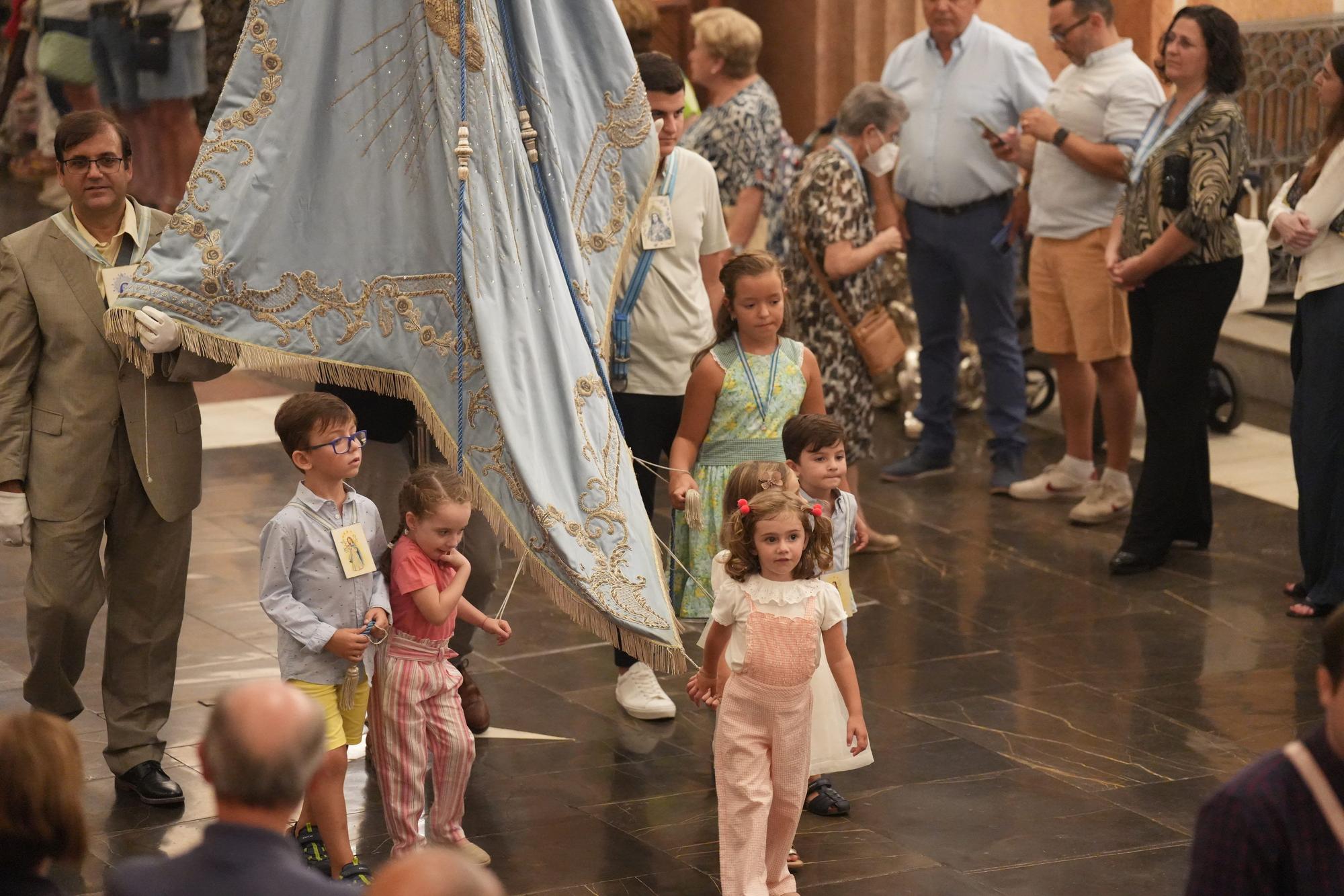 Fiestas en Vila-real: Misa y procesión en la Arciprestal