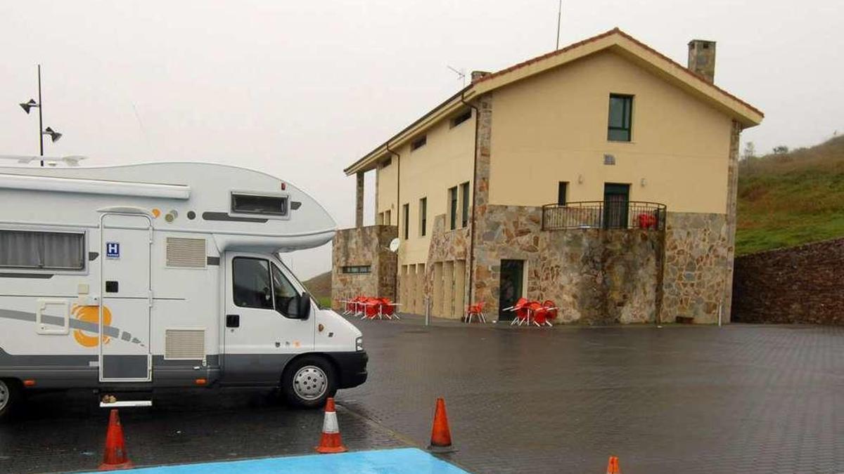 Instalaciones del albergue del Angliru.