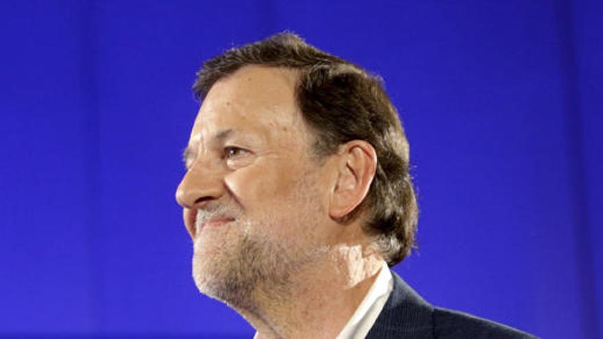 Rajoy bromea sobre su agresión en un mitin en A Coruña