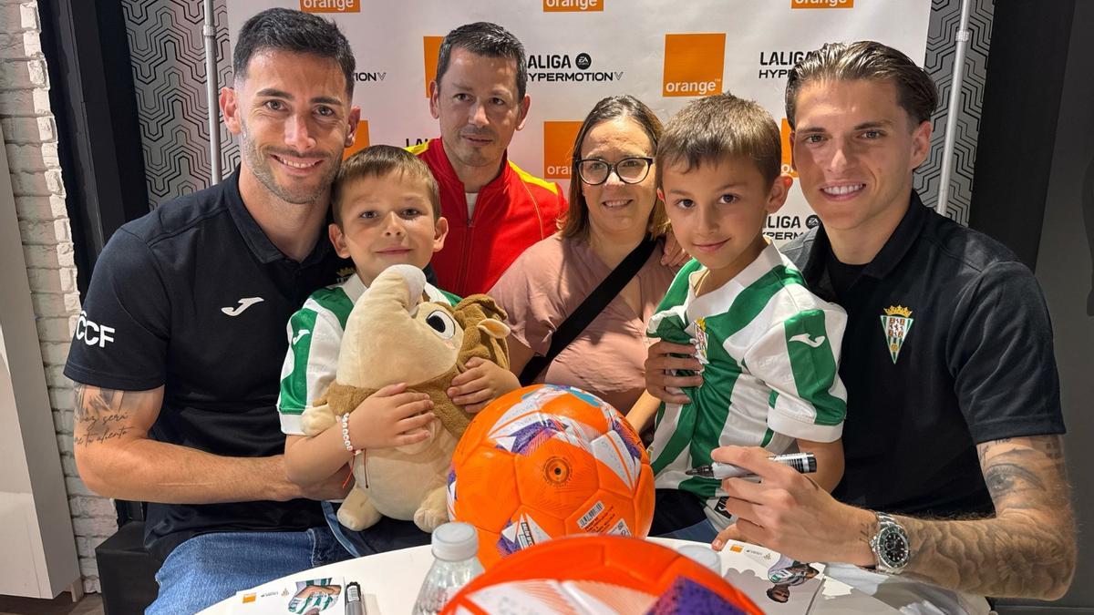 Albarrán y Álex Sala, testigos de la fiebre por el Córdoba CF