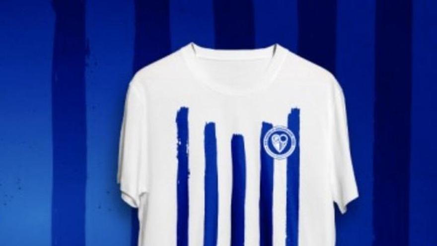 El Málaga CF vende 300 camisetas solidarias en el primer día