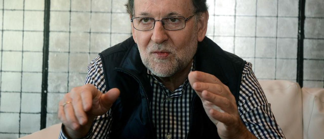 Rajoy, en un instante de la entrevista. // Rafa Vázquez Rajoy, en un instante de la entrevista. // Rafa Vázquez