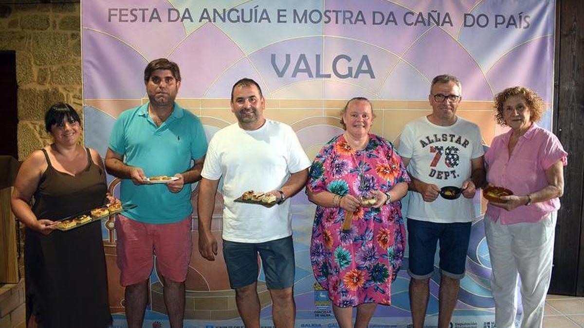Participantes en el certamen de Valga.