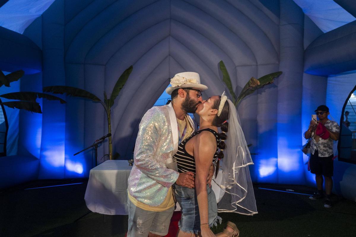 Una de las bodas celebradas ayer.