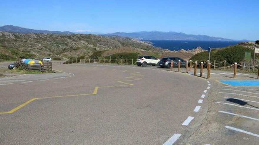 L&#039;aparcamant del Far, a la punta del Cap de Creus.