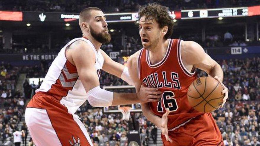 Pau y Mirotic vuelven a brillar ante los Raptors