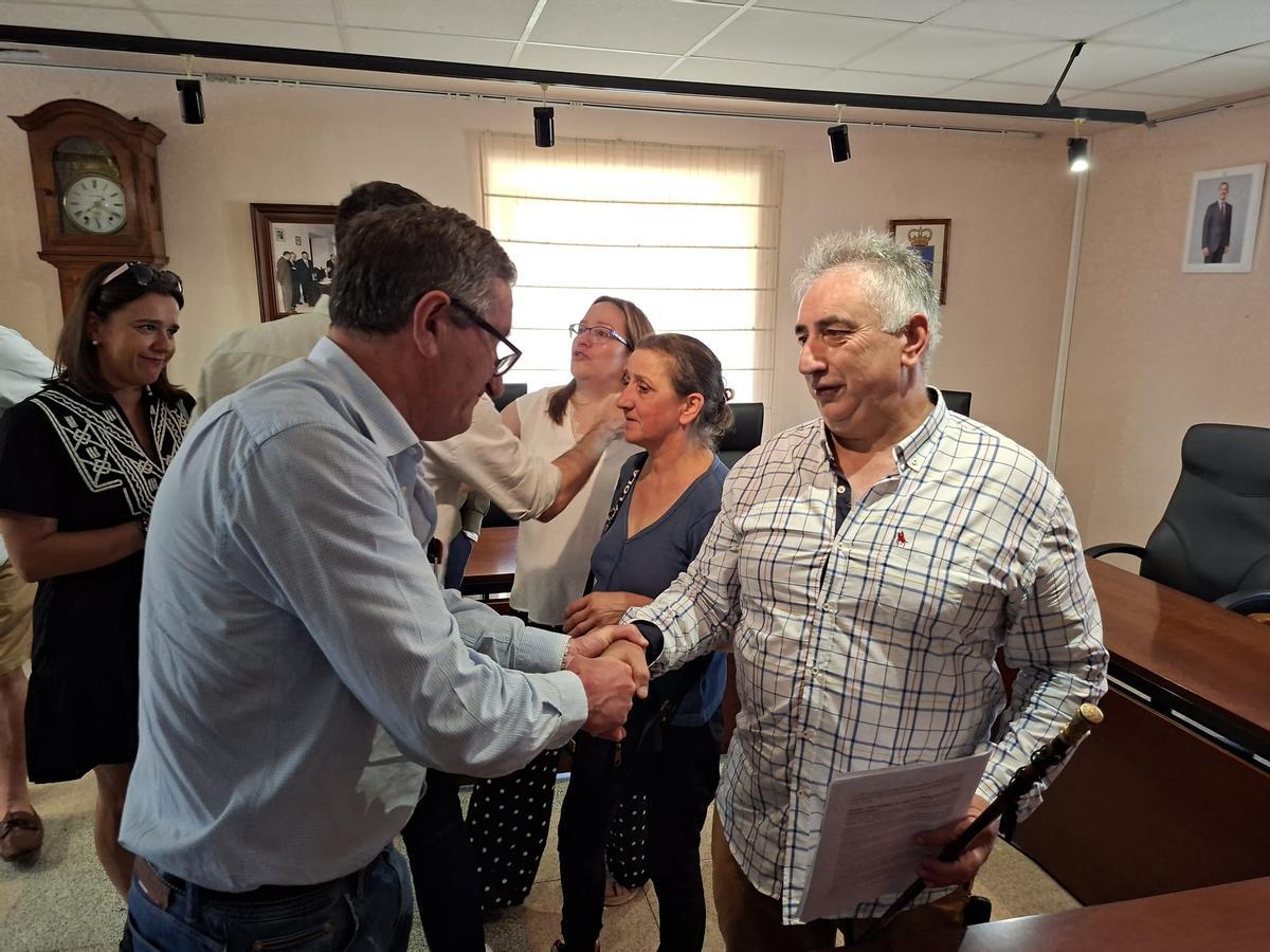 En imágenes: Así fue la investidura de Carlos García como nuevo alcalde de Grandas de Salime