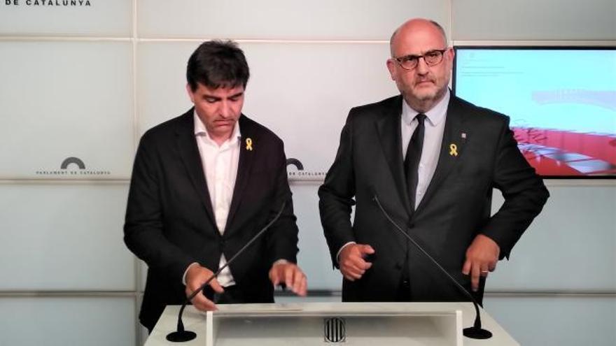 JxCat y ERC logran un acuerdo 'in extremis' sobre los diputados suspendidos