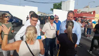 Vox fracasa en su intento de agitar el racismo y la xenofobia en La Isleta