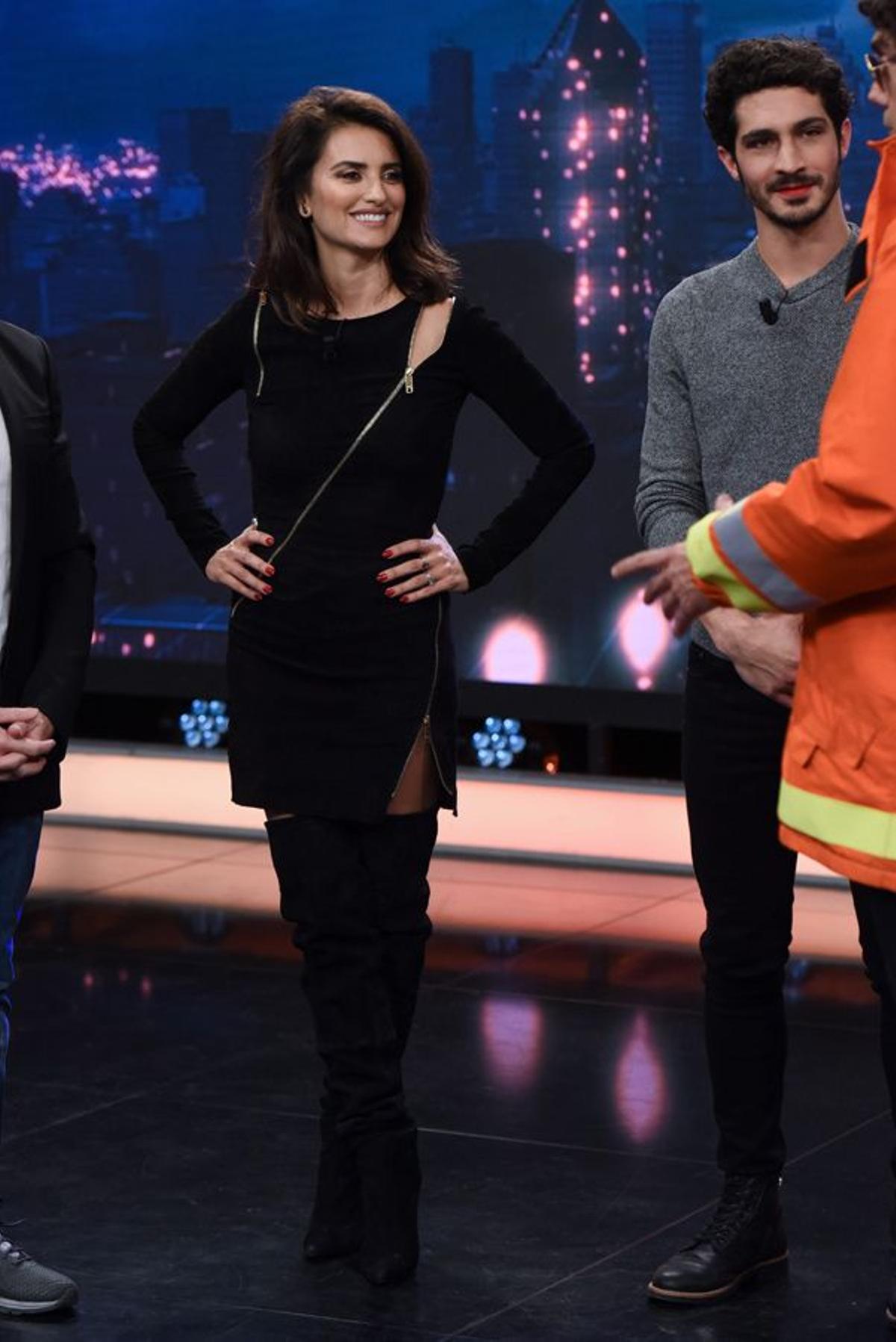 El look de Penélope Cruz en El Hormiguero