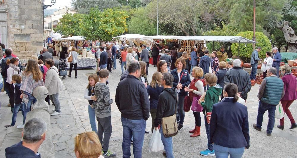 La feria de Pollença se extiende aunque algo desconectada