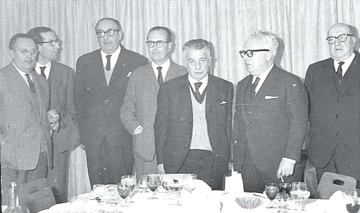 Álvarez Blázquez, Piñeiro, Cunqueiro, García Sabell, Fole, Francisco Fernández del Riego y Otero Pedrayo en los años 60
