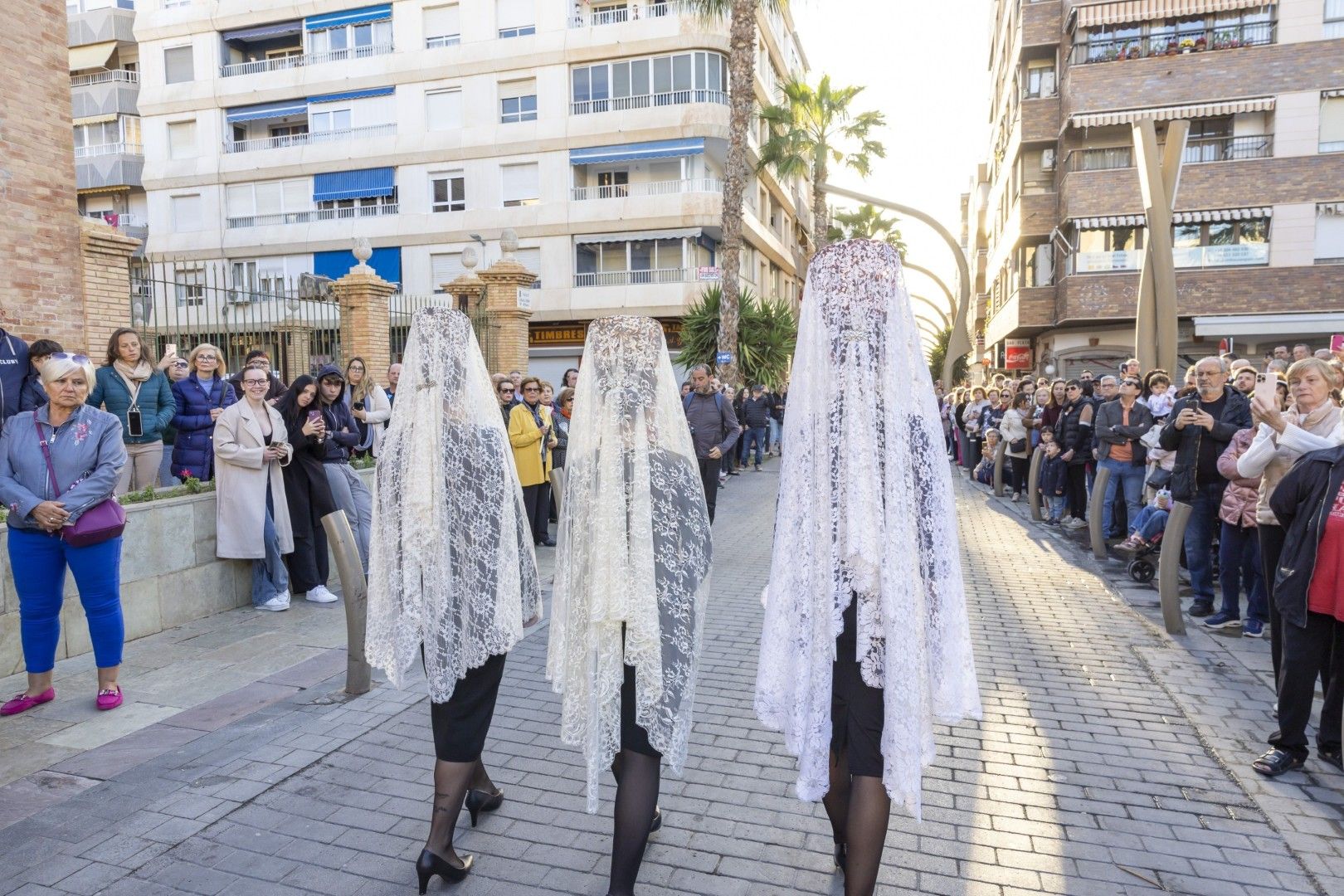 Las imágenes de la procesión del Encuentro del Domingo de Resurrección en Torrevieja