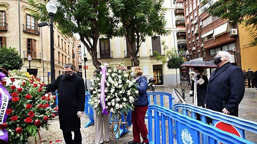 Ofrenda floral y misa por la festividad de la Inmaculada