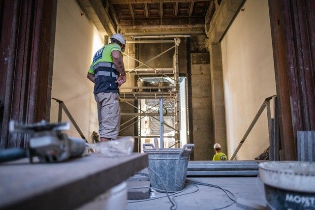 Visita a las obras del Palacio de Carta, en Santa Cruz de Tenerife