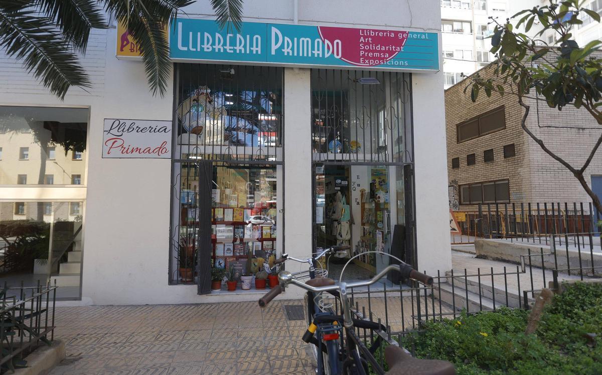 Vista exterior de la librería.