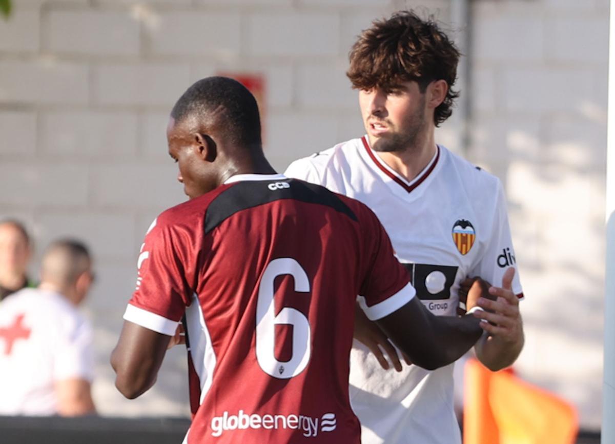 Javi Guerra contra el Castellón